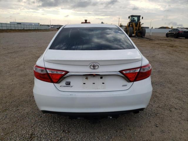 4T1BF1FK6GU260701 - 2016 TOYOTA CAMRY LE WHITE photo 6