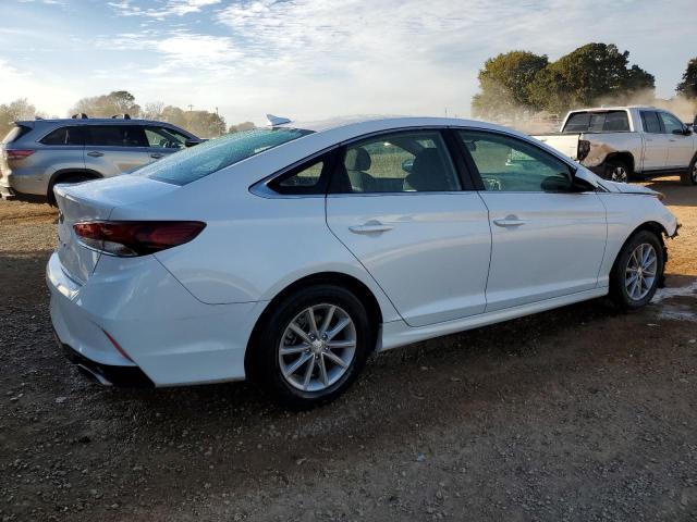 5NPE24AF2JH724058 - 2018 HYUNDAI SONATA SE WHITE photo 3