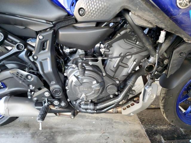 JYARM32E0PA006869 - 2023 YAMAHA MT07 TWO TONE photo 7