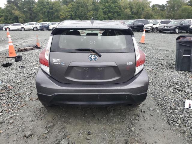 JTDKDTB36H1595500 - 2017 TOYOTA PRIUS C GRAY photo 6