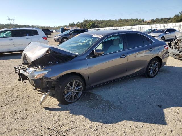 4T1BF1FK1HU718565 - 2017 TOYOTA CAMRY LE GRAY photo 1