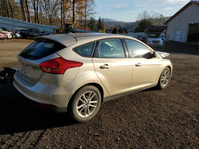 1FADP3K29JL212088 - 2018 FORD FOCUS SE BEIGE photo 3