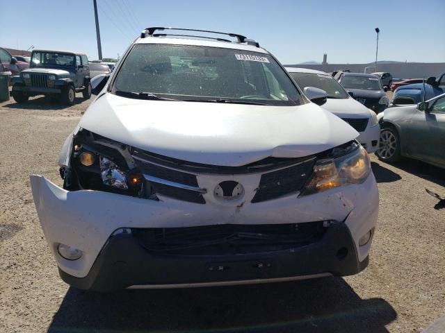 JTMWFREV6FD069472 - 2015 TOYOTA RAV4 XLE WHITE photo 5