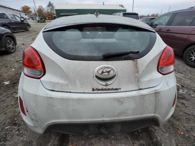 KMHTC6AD3DU142183 - 2013 HYUNDAI VELOSTER WHITE photo 6