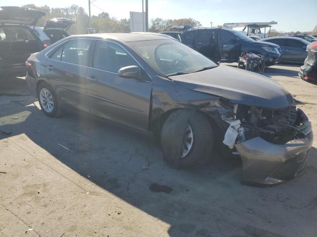 4T4BF1FK4GR553521 - 2016 TOYOTA CAMRY LE GRAY photo 4