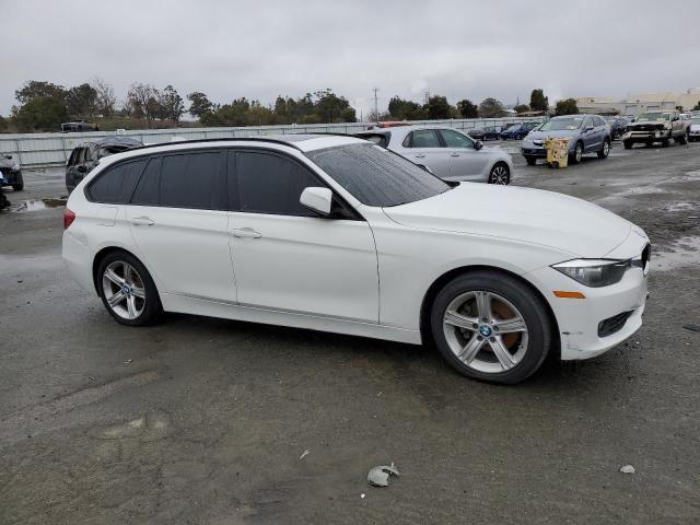 WBA3K5C59EKT33513 - 2014 BMW 328 D XDRIVE WHITE photo 4