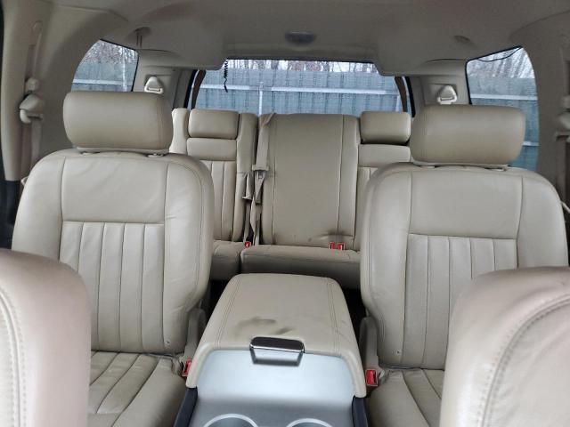 5LMFU285X5LJ04178 - 2005 LINCOLN NAVIGATOR 白色 照片 10