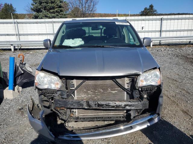 2C4RC1BG0DR805300 - 2013 CHRYSLER TOWN & COU TOURING 银色 照片 5