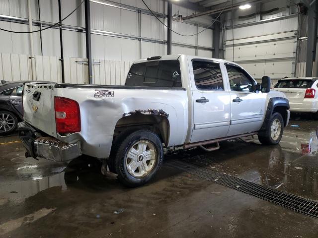 1GCPKSE36BF159578 - 2011 CHEVROLET SILVERADO K1500 LT SILVER photo 3