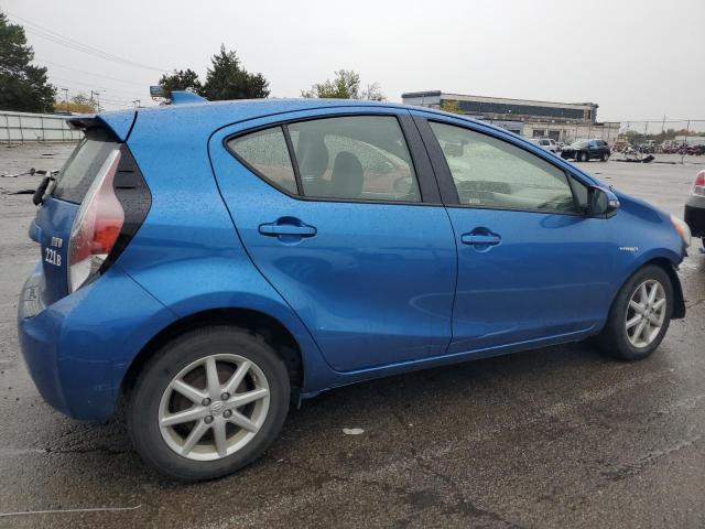 JTDKDTB35F1108476 - 2015 TOYOTA PRIUS C BLUE photo 3