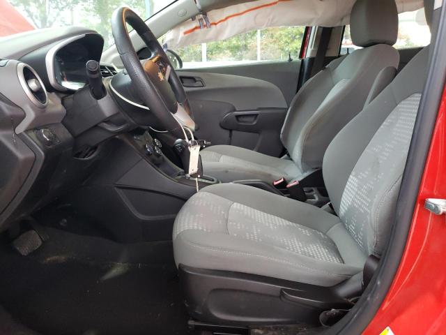 1G1JB5SH0J4110645 - 2018 CHEVROLET SONIC LS RED photo 7