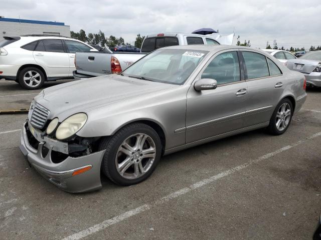 WDBUF83J15X167659 - 2005 MERCEDES-BENZ E 500 4MATIC SILVER photo 1