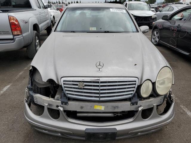 WDBUF83J15X167659 - 2005 MERCEDES-BENZ E 500 4MATIC SILVER photo 5