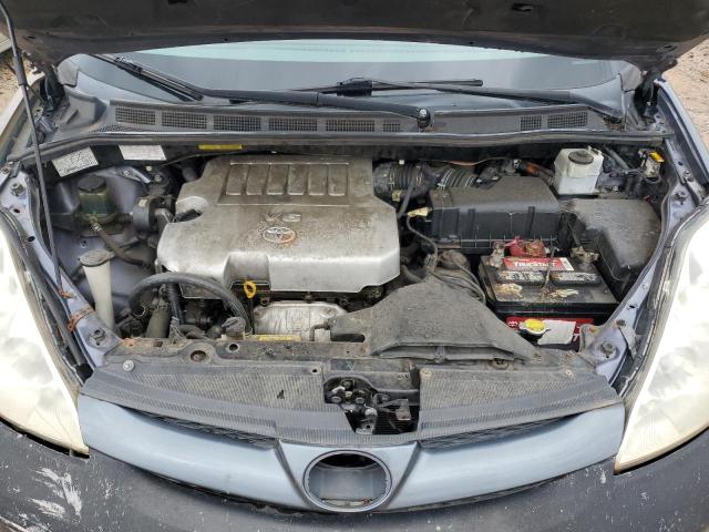 5TDZK23CX7S013638 - 2007 TOYOTA SIENNA CE GRAY photo 12