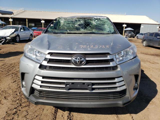 5TDBZRFHXHS428277 - 2017 TOYOTA HIGHLANDER LE SILVER photo 5