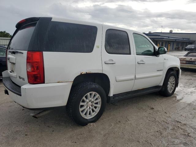 1GKFK13598R277114 - 2008 GMC YUKON HYBRID WHITE photo 3