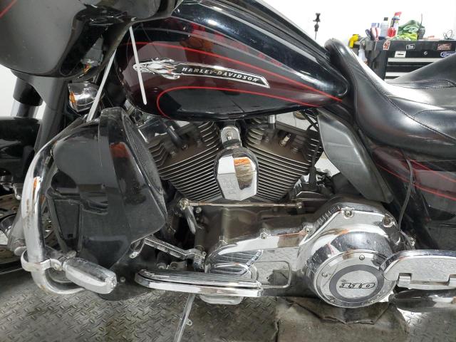 1HD1PZ814BB952152 - 2011 HARLEY-DAVIDSON FLHXSE2 TWO TONE photo 6