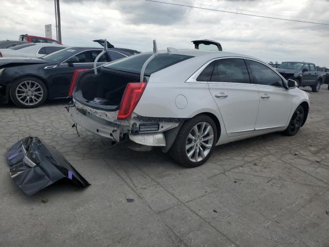 2G61N5S3XG9166782 - 2016 CADILLAC XTS LUXURY COLLECTION WHITE photo 3