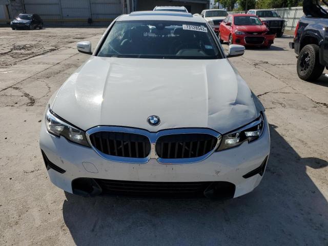 WBA5R1C57KAK12753 - 2019 BMW 330I WHITE photo 5