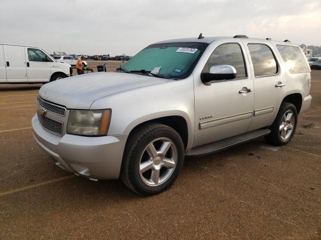 1GNSCAE09BR189302 - 2011 CHEVROLET TAHOE C1500  LS SILVER photo 1