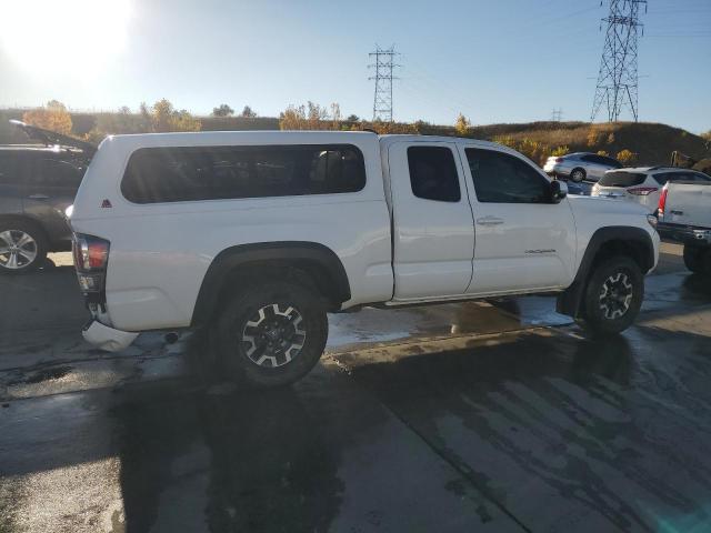 3TYSZ5AN8NT078752 - 2022 TOYOTA TACOMA ACCESS CAB თეთრი ფოტო 3