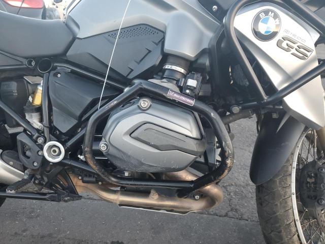 WB10A1108FZ187605 - 2015 BMW R1200 GS SILVER photo 7