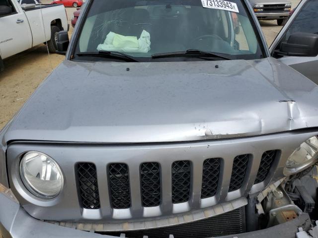 1C4NJRFB7ED761057 - 2014 JEEP PATRIOT LATITUDE SILVER photo 11