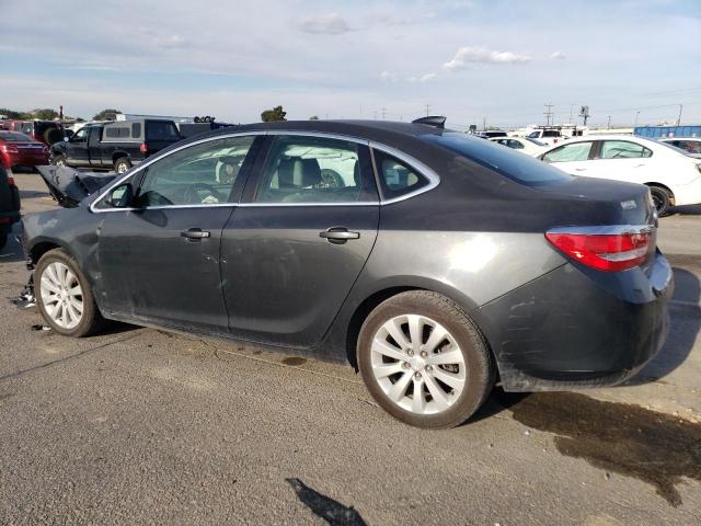 1G4PP5SK7F4140498 - 2015 BUICK VERANO GRAY photo 2