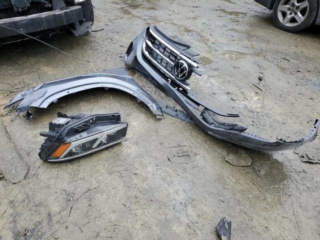 1V21E2CA3LC212186 - 2020 VOLKSWAGEN ATLAS CROS SE Gris photo 13