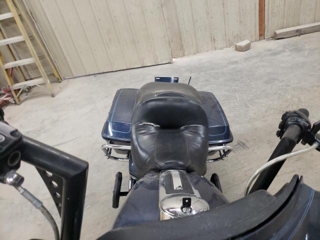 1HD1FC4108Y672613 - 2008 HARLEY-DAVIDSON FLHTCUI 蓝色 照片 6