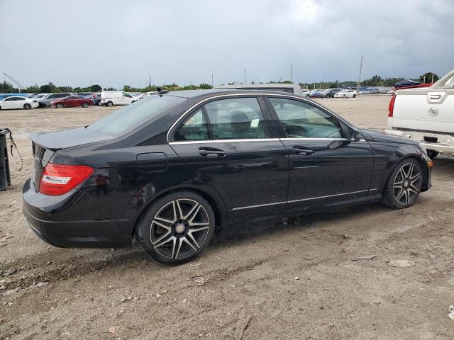 WDDGF4HB5DR262839 - 2013 MERCEDES-BENZ C 250 BLACK photo 3