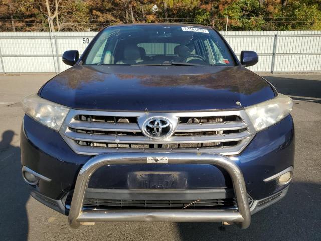 5TDBK3EH9CS147907 - 2012 TOYOTA HIGHLANDER BASE BLUE photo 5