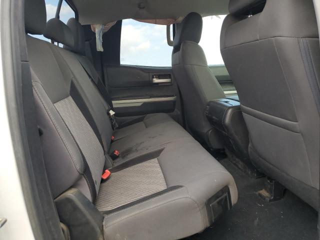 5TFUY5F19GX537524 - 2016 TOYOTA TUNDRA DOUBLE CAB SR/SR5 WHITE photo 10