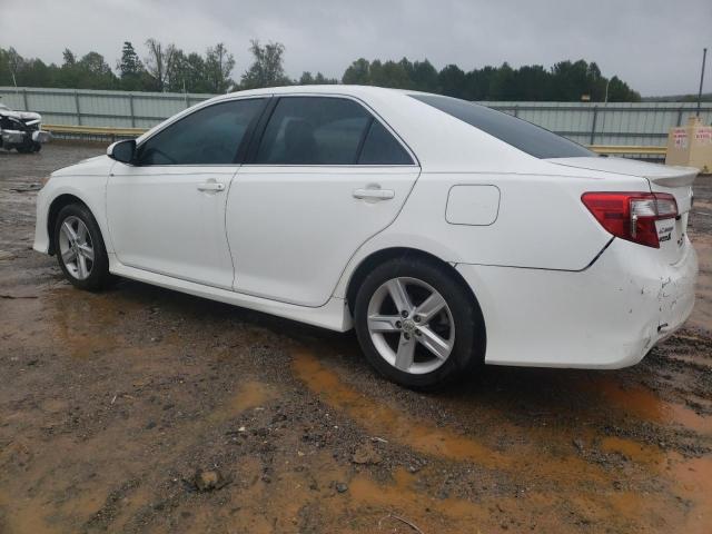 4T1BF1FK0DU723069 - 2013 TOYOTA CAMRY L WHITE photo 2