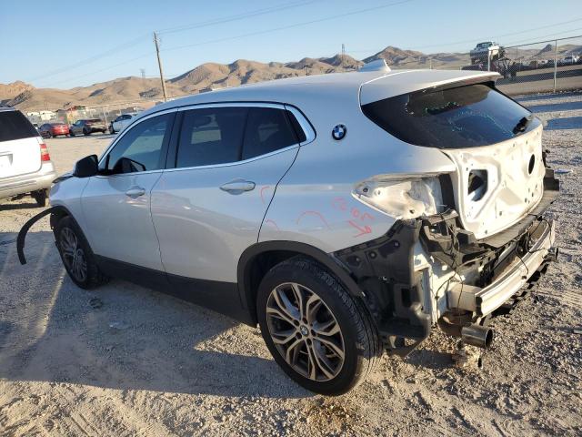 WBXYJ5C31JEF77973 - 2018 BMW X2 XDRIVE28I WHITE photo 2