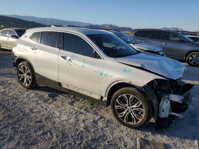 WBXYJ5C31JEF77973 - 2018 BMW X2 XDRIVE28I WHITE photo 4