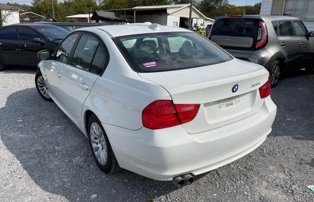 WBAPH77529NM45001 - 2009 BMW 328 I WHITE photo 3