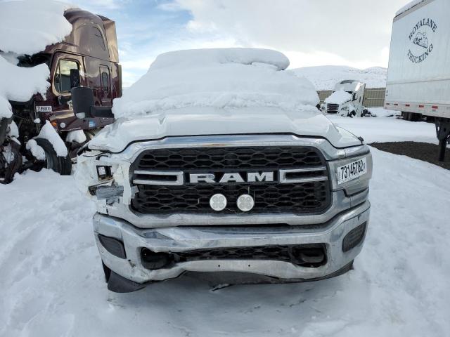 3C63RRGL9MG521704 - 2021 RAM 3500 TRADESMAN WHITE photo 5