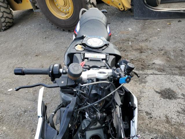 WB1050906FZV95300 - 2015 BMW K1300 S TWO TONE photo 5