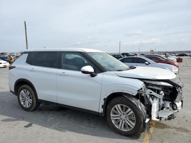 JA4J3TA87PZ010381 - 2023 MITSUBISHI OUTLANDER ES WHITE photo 4