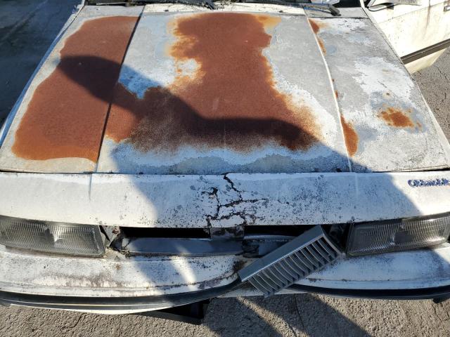 1G3AJ51R5KG346681 - 1989 OLDSMOBILE CUTLASS CI WHITE photo 11