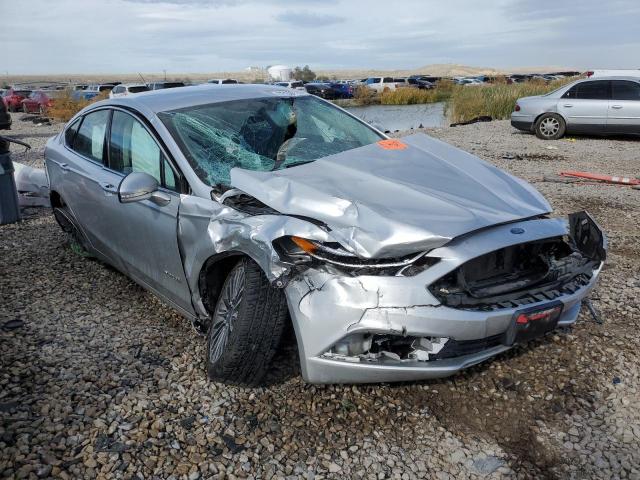 3FA6P0RU1JR192242 - 2018 FORD FUSION TITANIUM/PLATINUM HEV SILVER photo 4