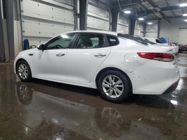 5XXGT4L36JG207219 - 2018 KIA OPTIMA LX WHITE photo 2