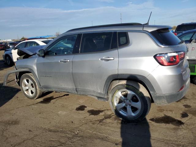 3C4NJDBB7JT117104 - 2018 JEEP COMPASS LATITUDE SILVER photo 2