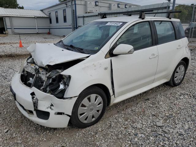 JTKKT624765003663 - 2006 TOYOTA SCION XA WHITE photo 1