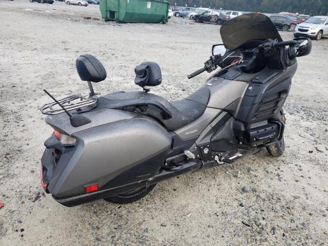 JH2SC6843FK200207 - 2015 HONDA GL1800 B GRAY photo 4