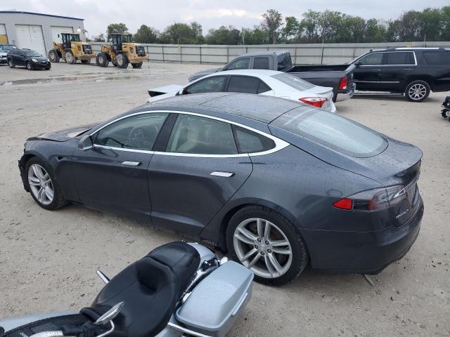 5YJSA1E26FF116142 - 2015 TESLA MODEL S Սև լուսանկար 2