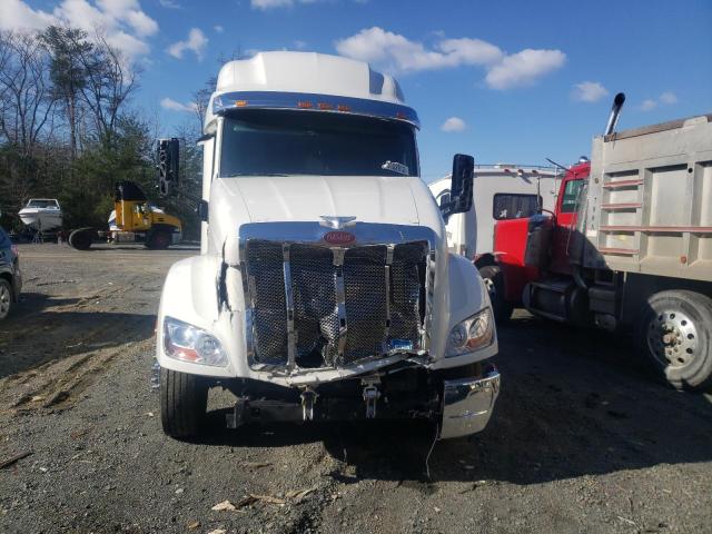 1XPBD49XXND791642 - 2022 PETERBILT 579 WHITE photo 9