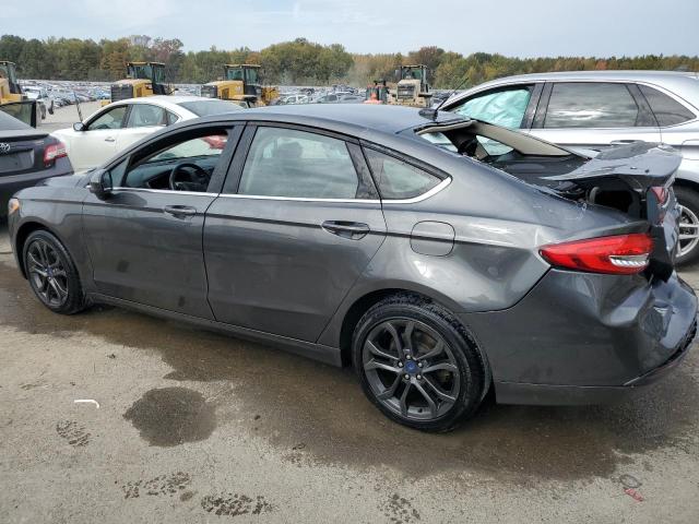 3FA6P0HD8JR240708 - 2018 FORD FUSION SE CHARCOAL photo 2