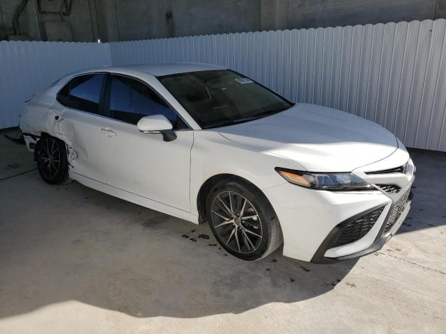 4T1G11AK5PU732818 - 2023 TOYOTA CAMRY SE NIGHT SHADE WHITE photo 4